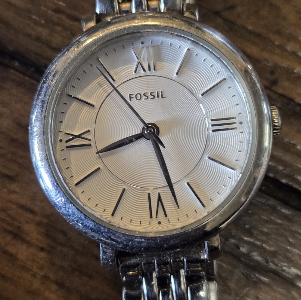 Fossil Silver Watch Collection - Picture 4 of 7